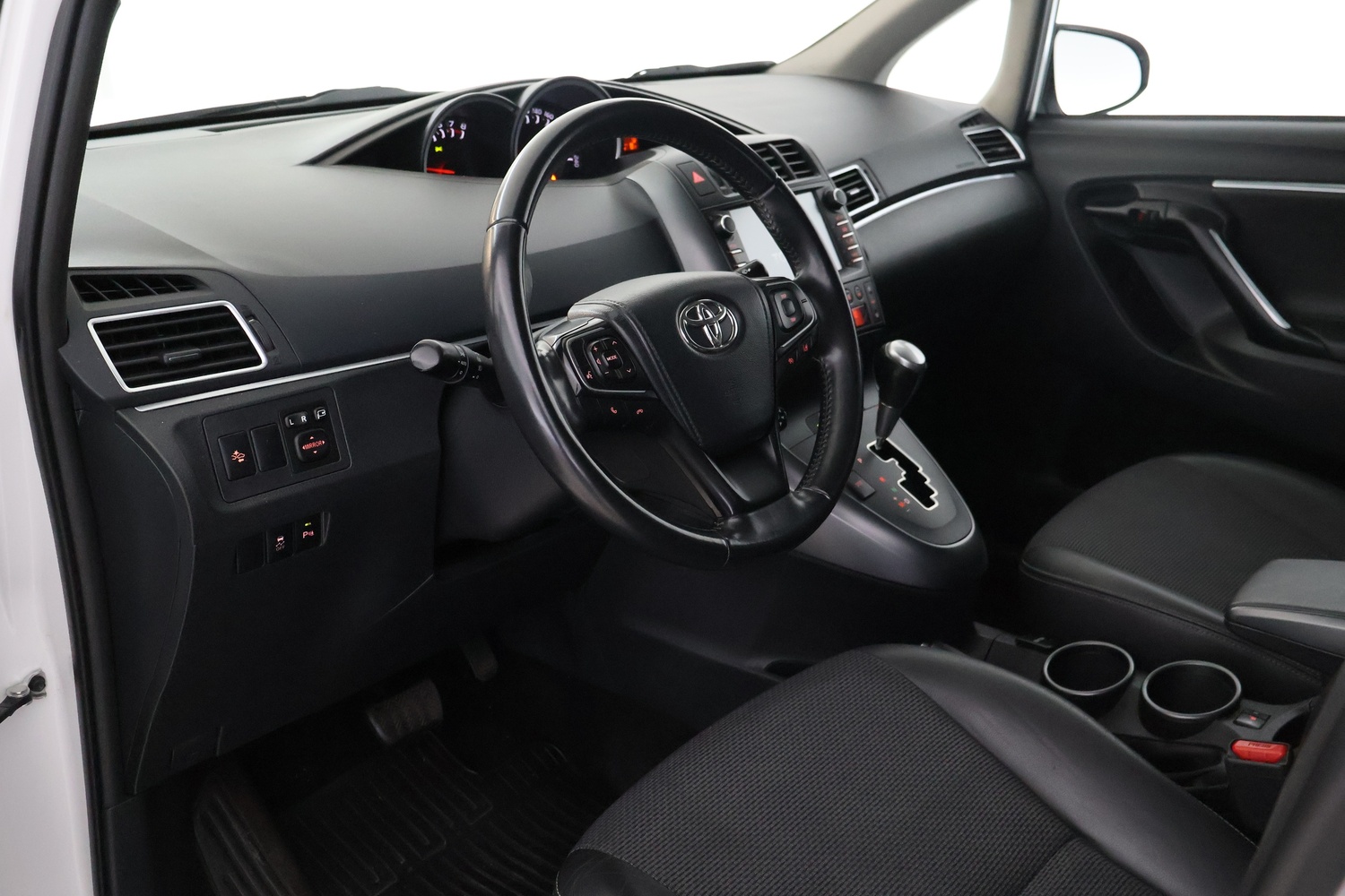Toyota Verso vaihtoauto