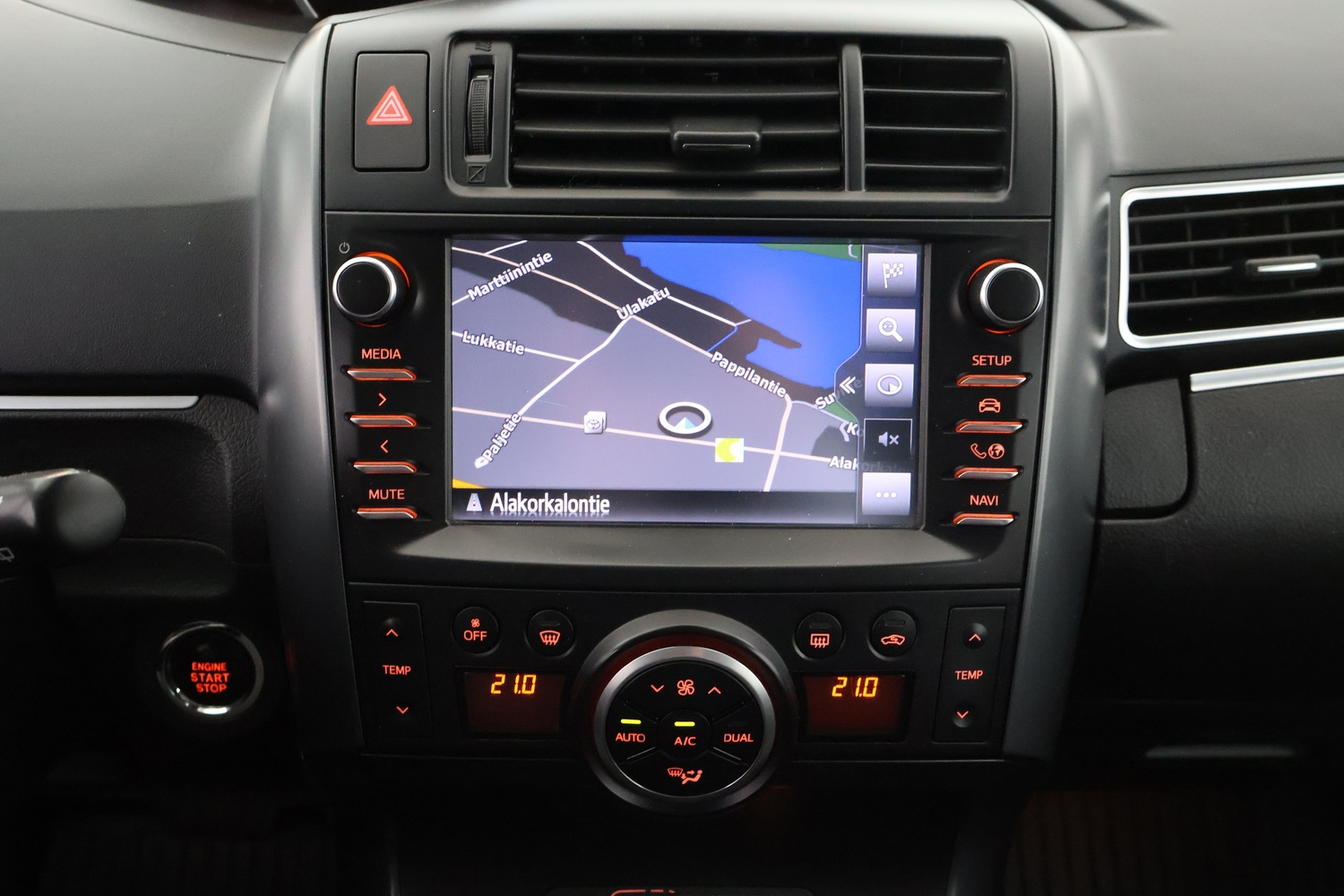 Toyota Verso vaihtoauto