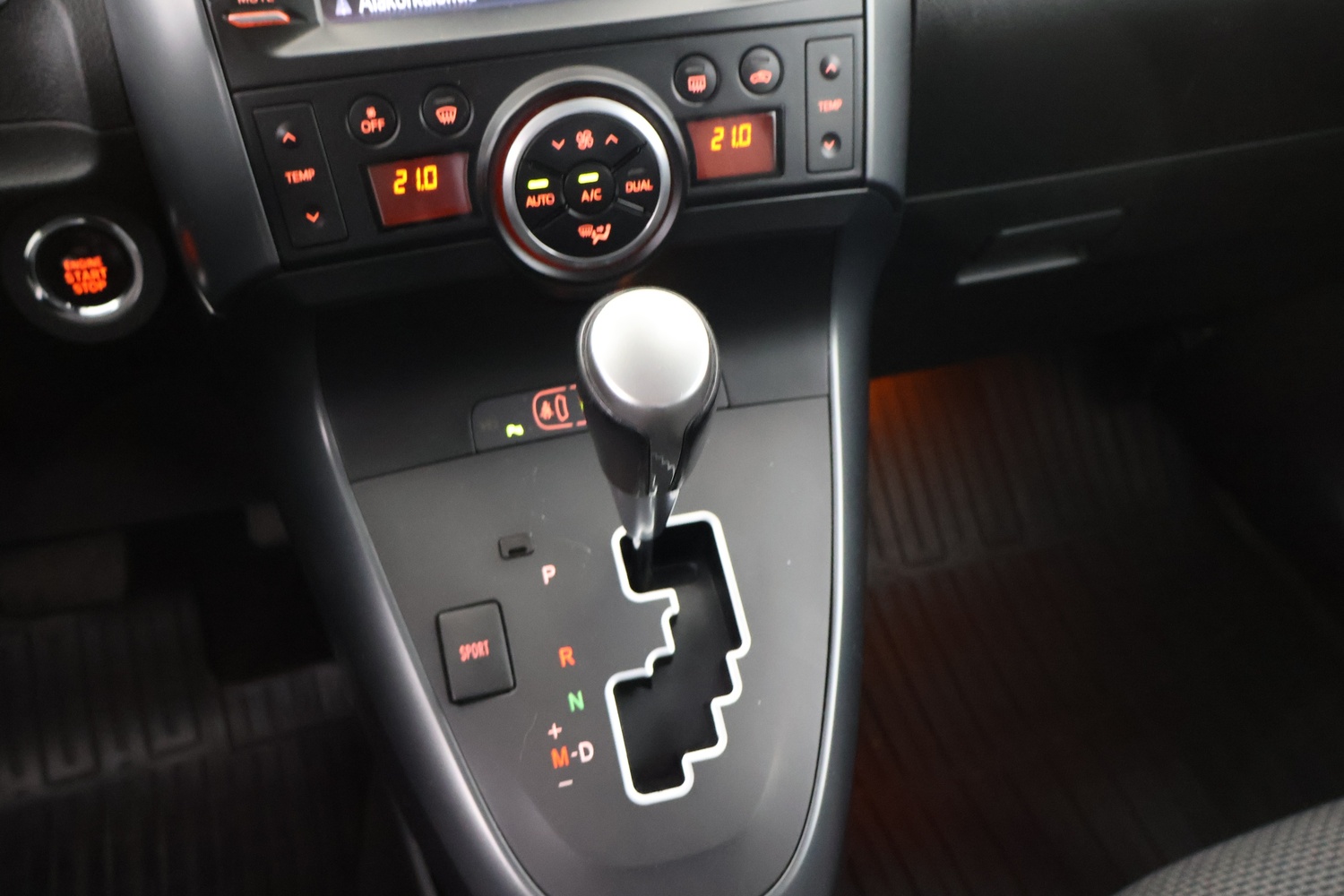 Toyota Verso vaihtoauto