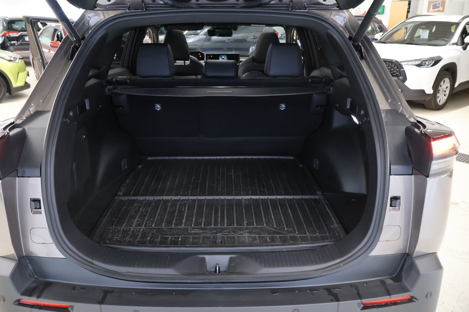 Toyota bZ4X Touring vaihtoauto