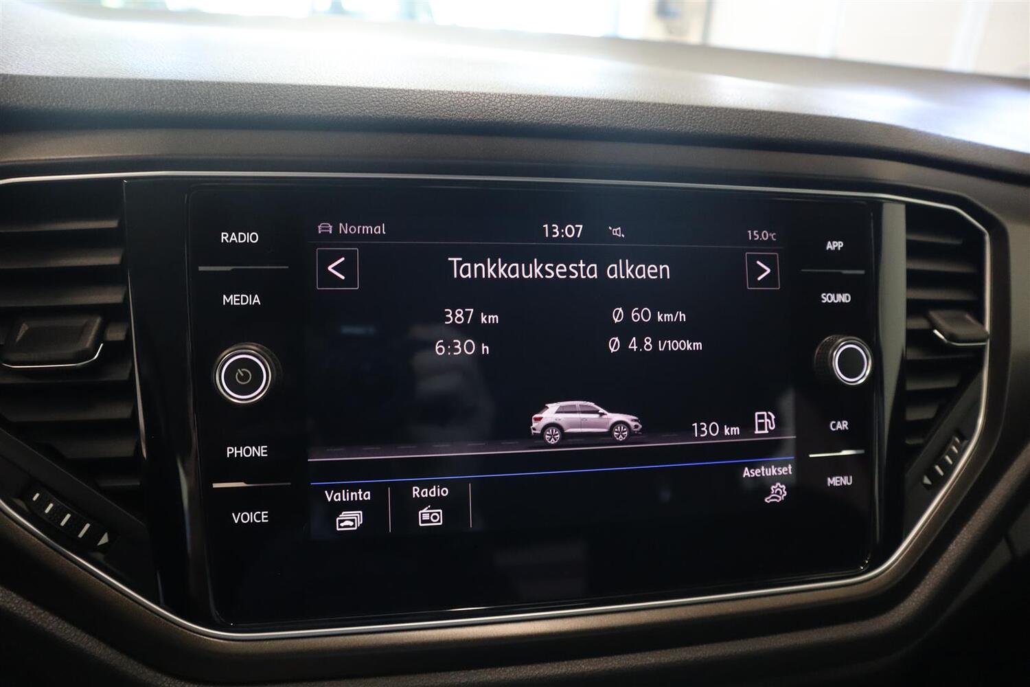 Volkswagen T-Roc vaihtoauto