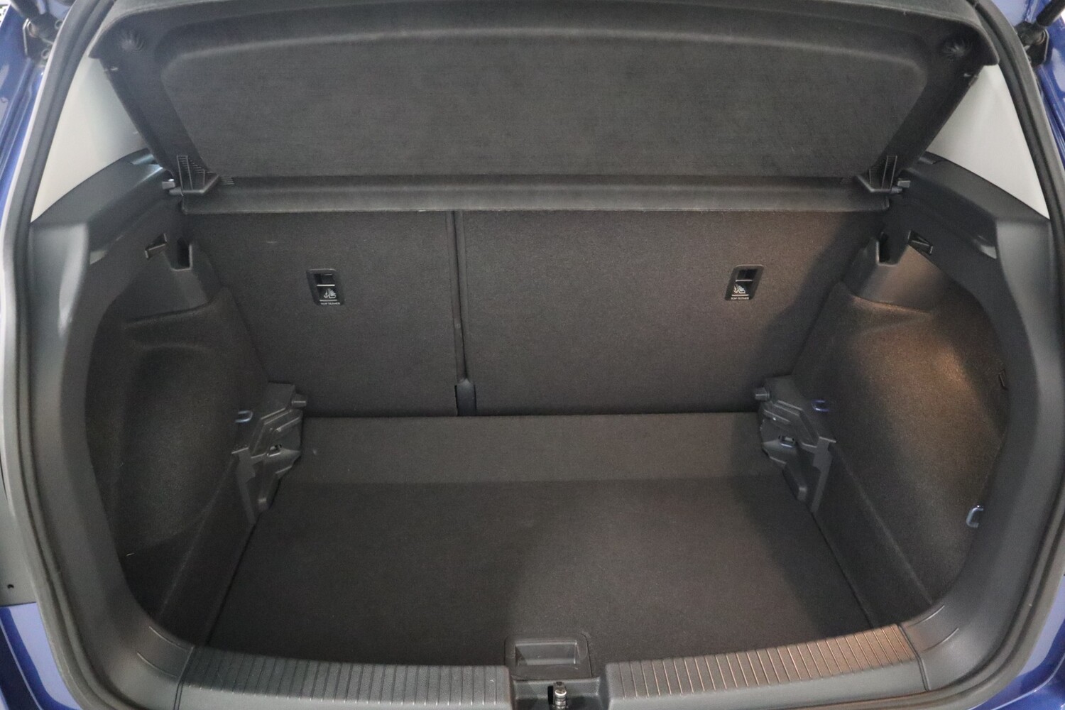 Volkswagen T-Cross vaihtoauto