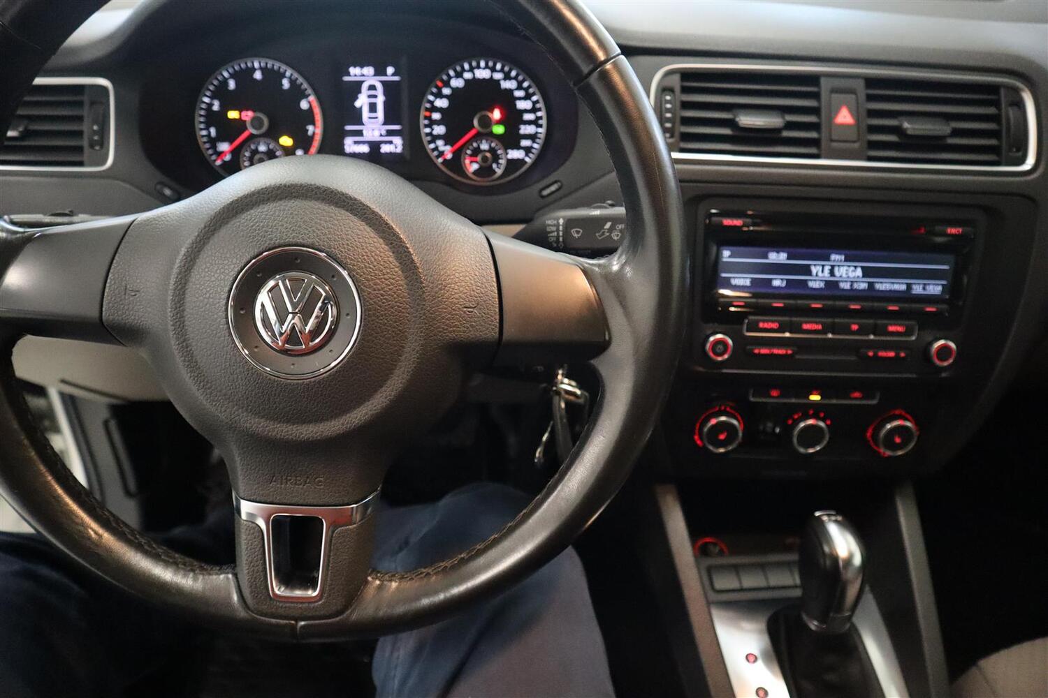 Volkswagen Jetta vaihtoauto