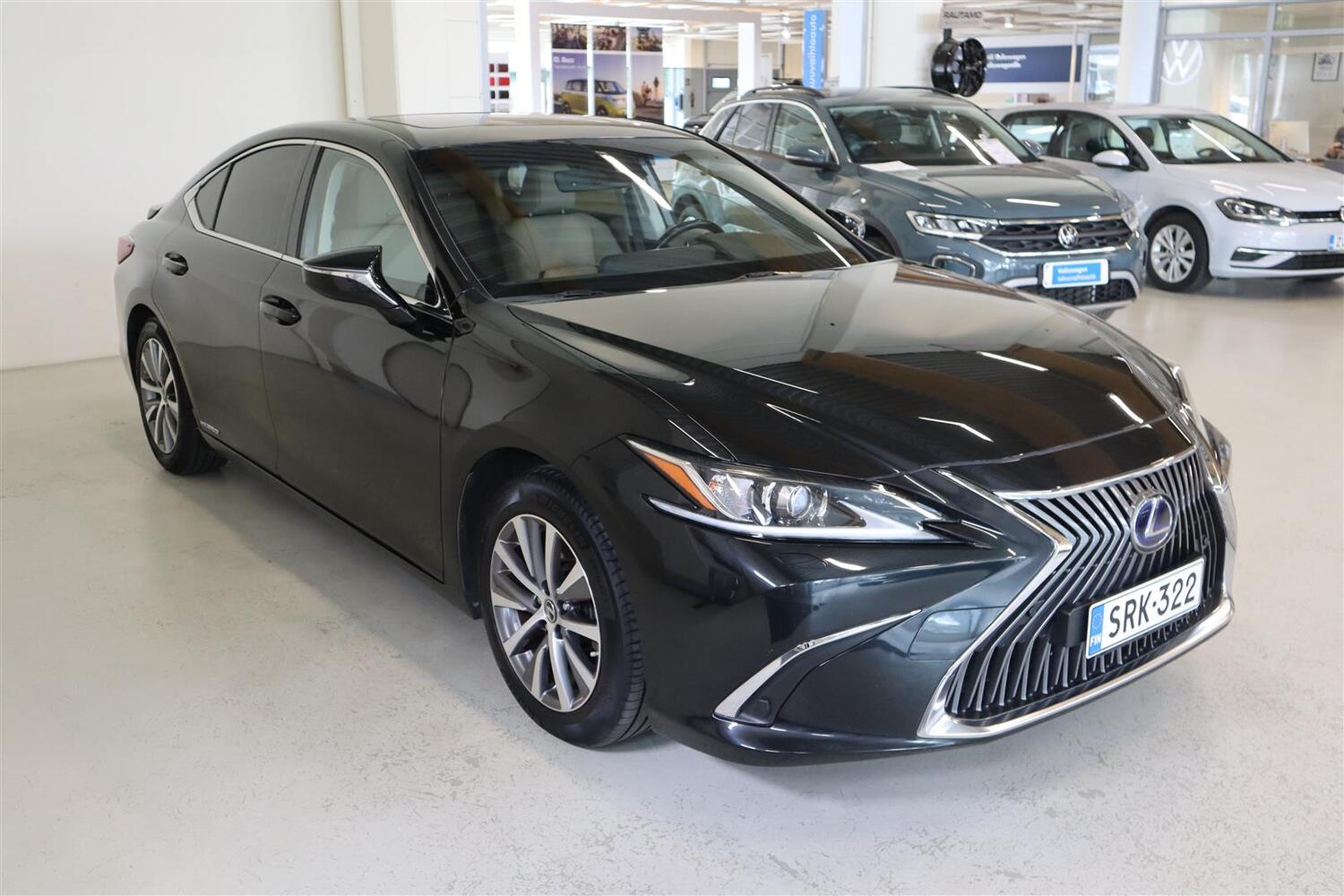 Lexus ES vaihtoauto
