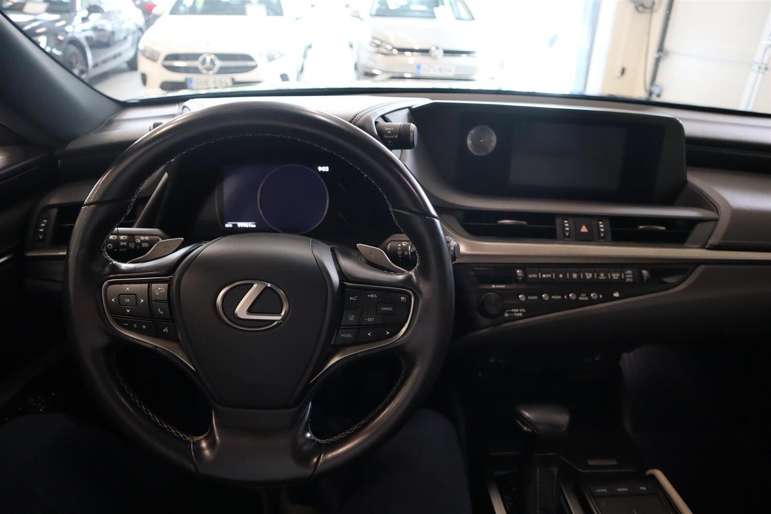 Lexus ES vaihtoauto