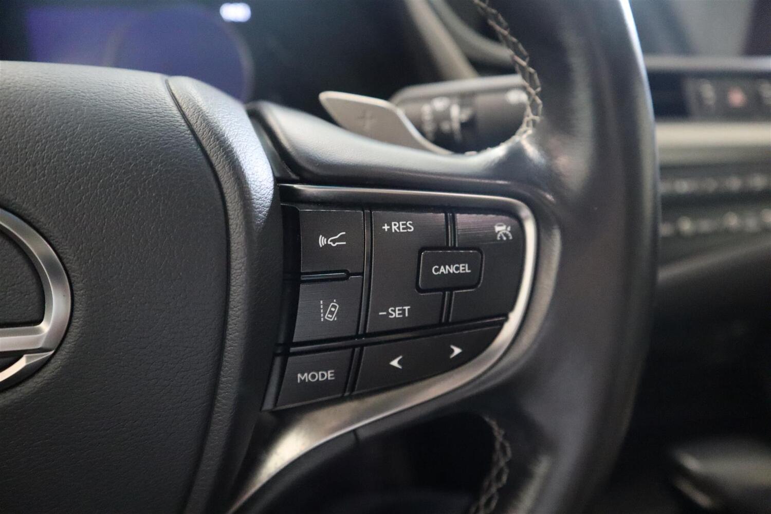 Lexus ES vaihtoauto