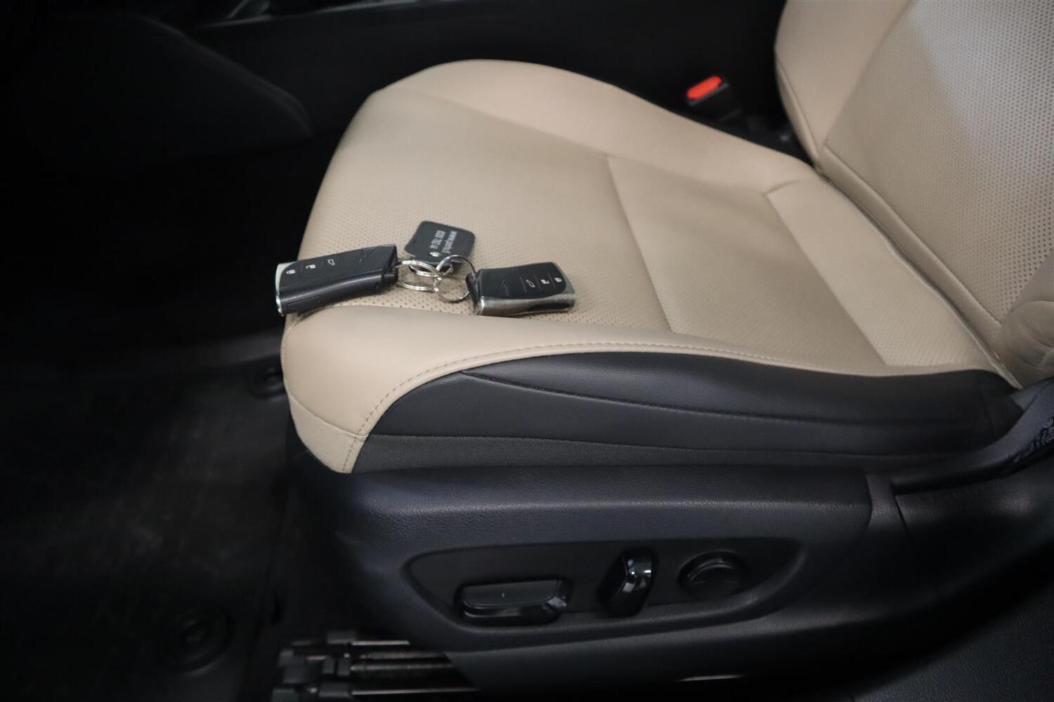 Lexus ES vaihtoauto