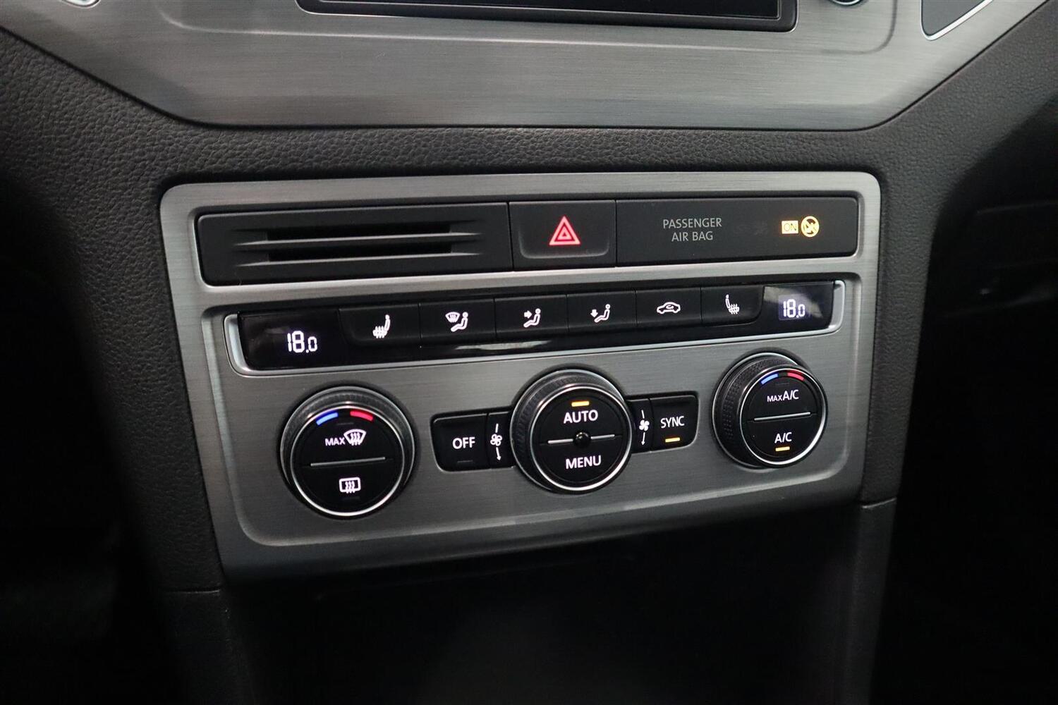 Volkswagen Golf Sportsvan vaihtoauto