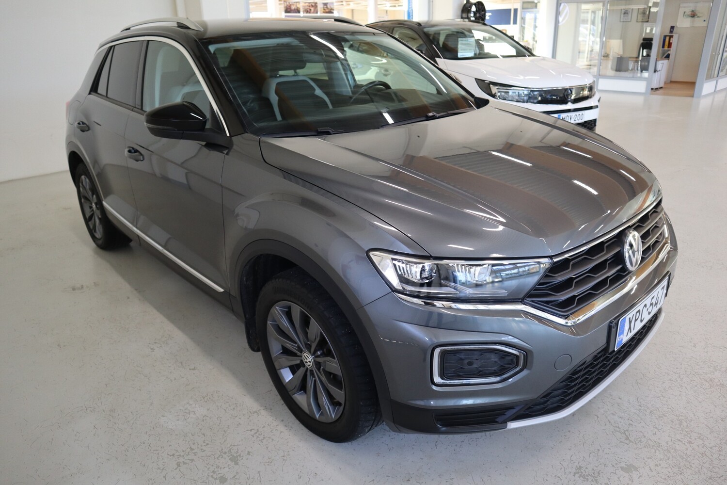 Volkswagen T-Roc vaihtoauto
