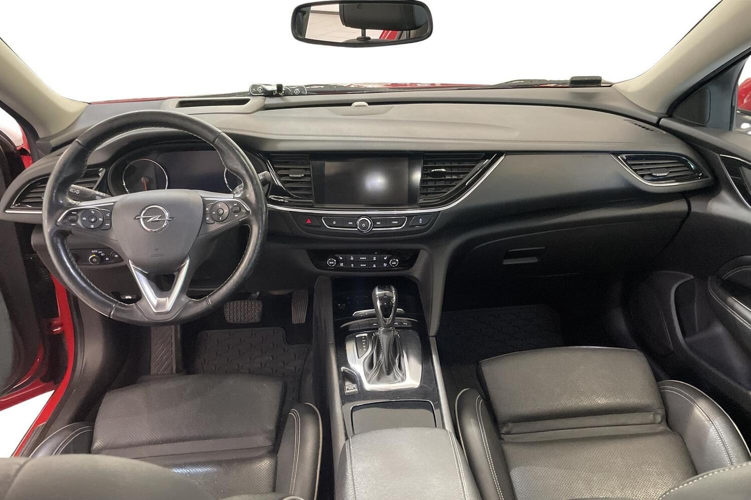Opel Insignia vaihtoauto