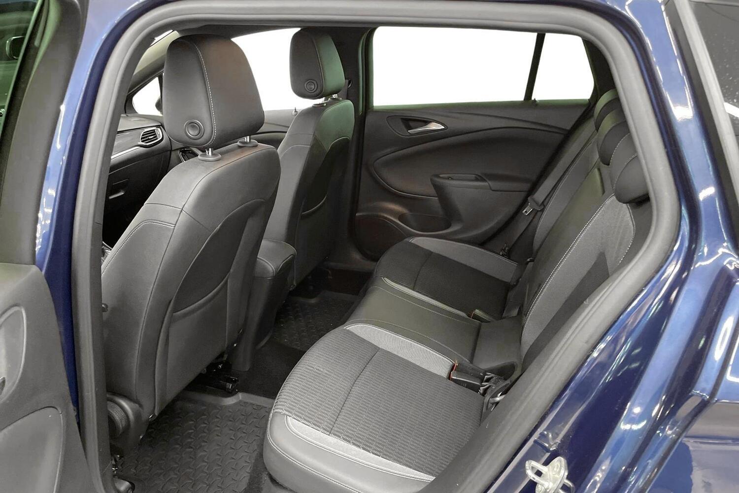 Opel Astra vaihtoauto