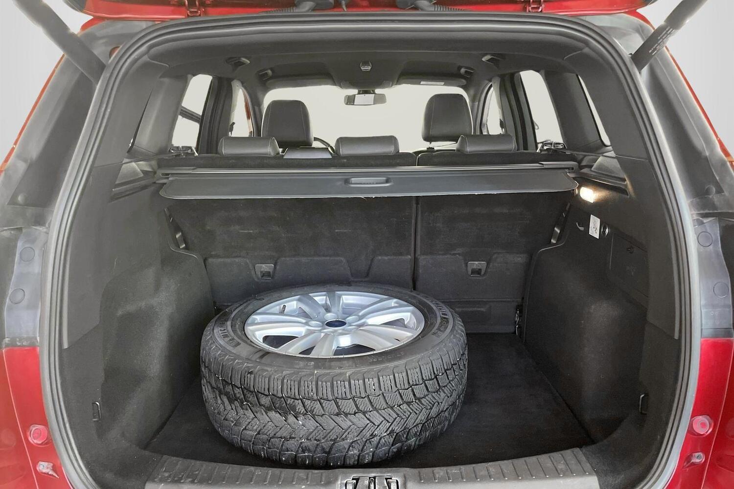 Ford Kuga vaihtoauto