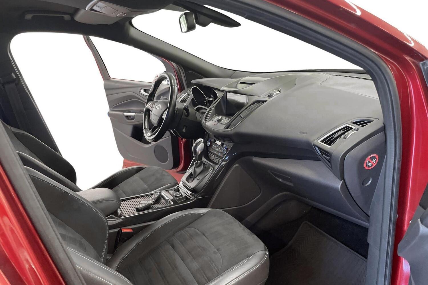 Ford Kuga vaihtoauto