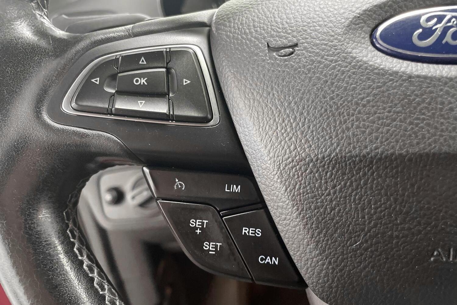 Ford Kuga vaihtoauto