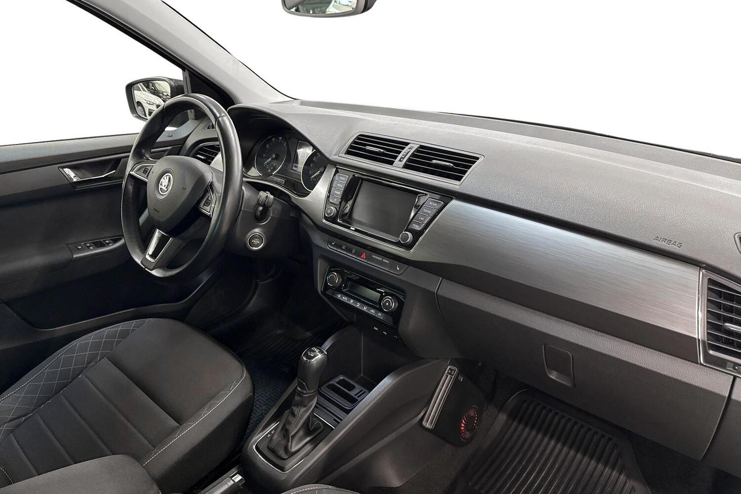 Skoda Fabia vaihtoauto