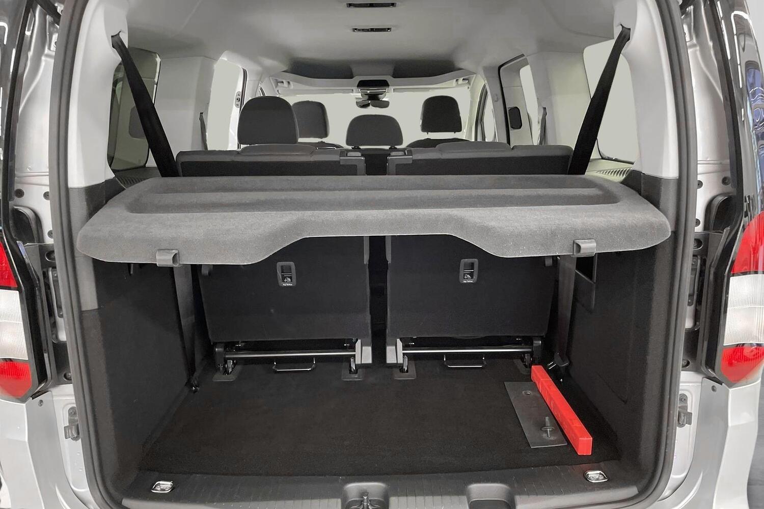 Ford Grand Tourneo Connect vaihtoauto
