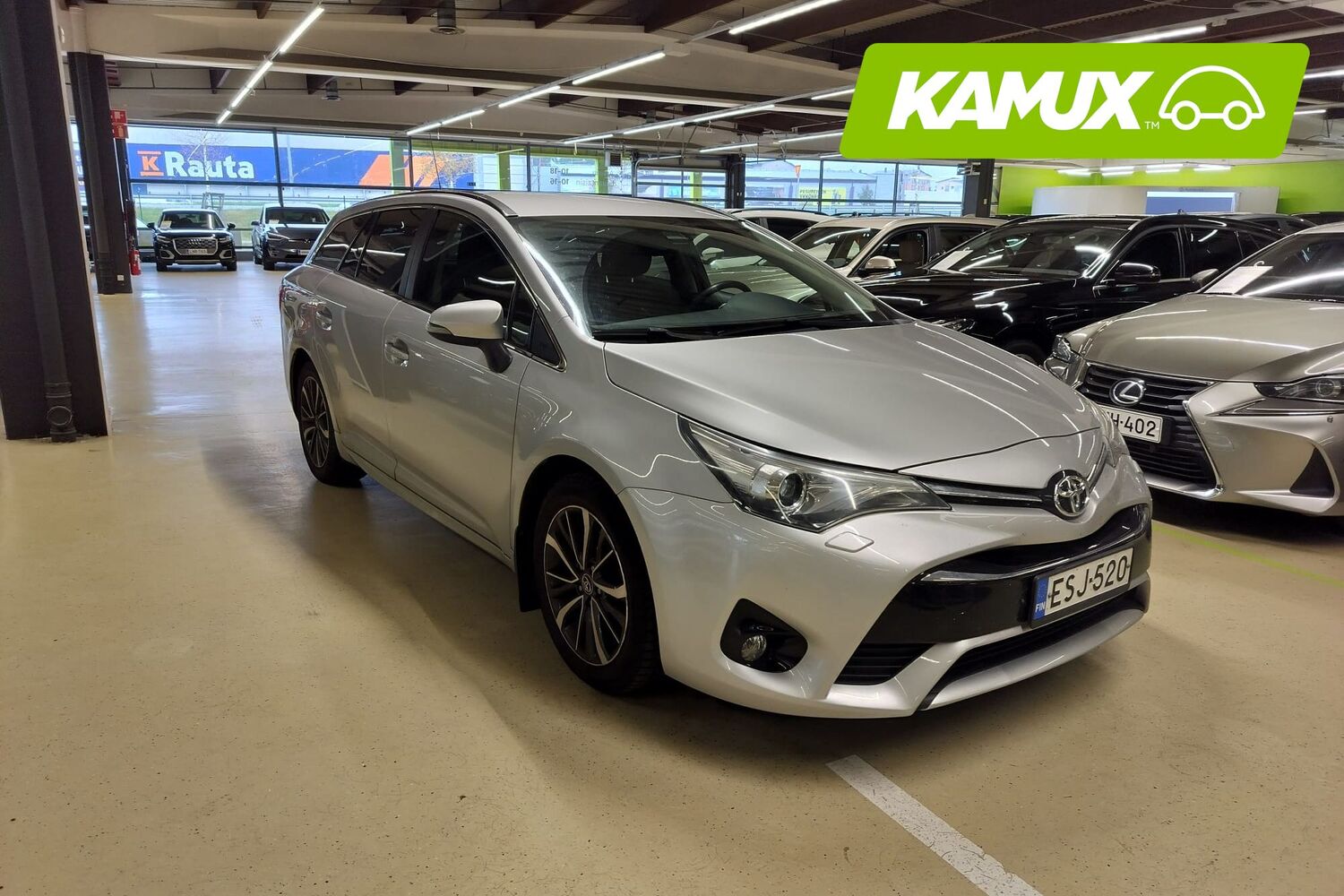 Toyota Avensis vaihtoauto