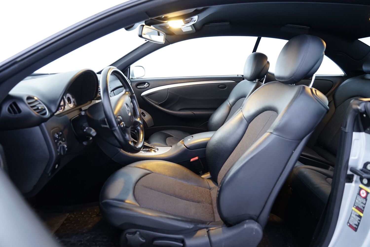 Mercedes-Benz CLK vaihtoauto