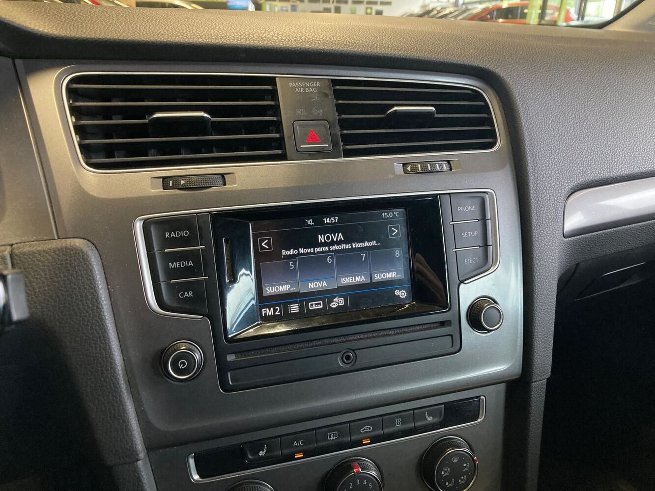 Volkswagen Golf vaihtoauto
