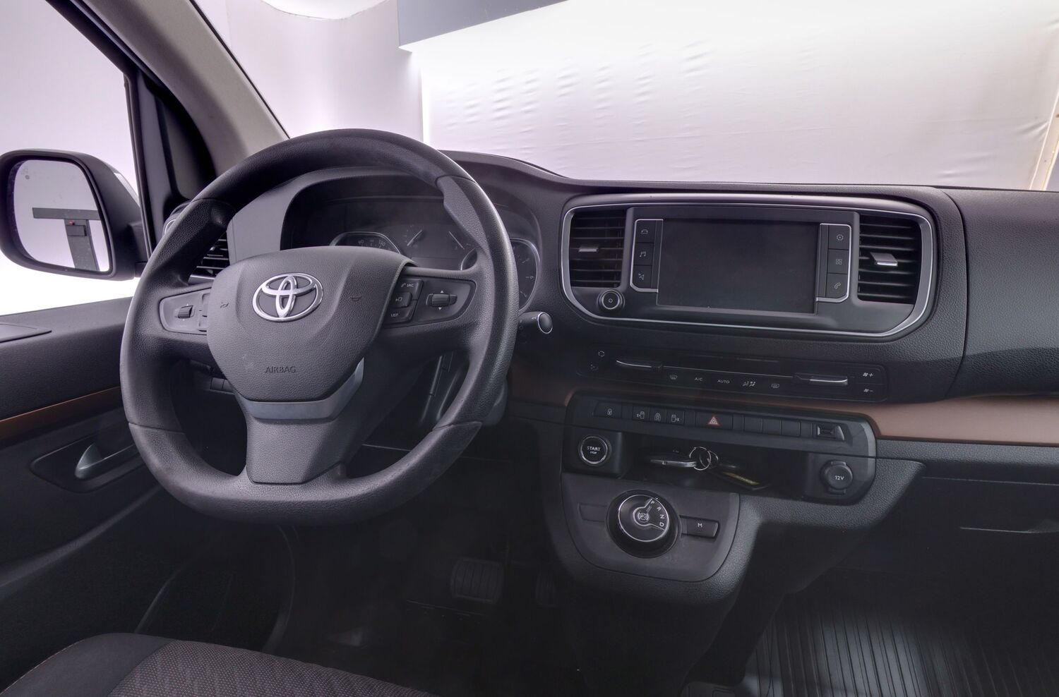 Toyota Proace Verso vaihtoauto