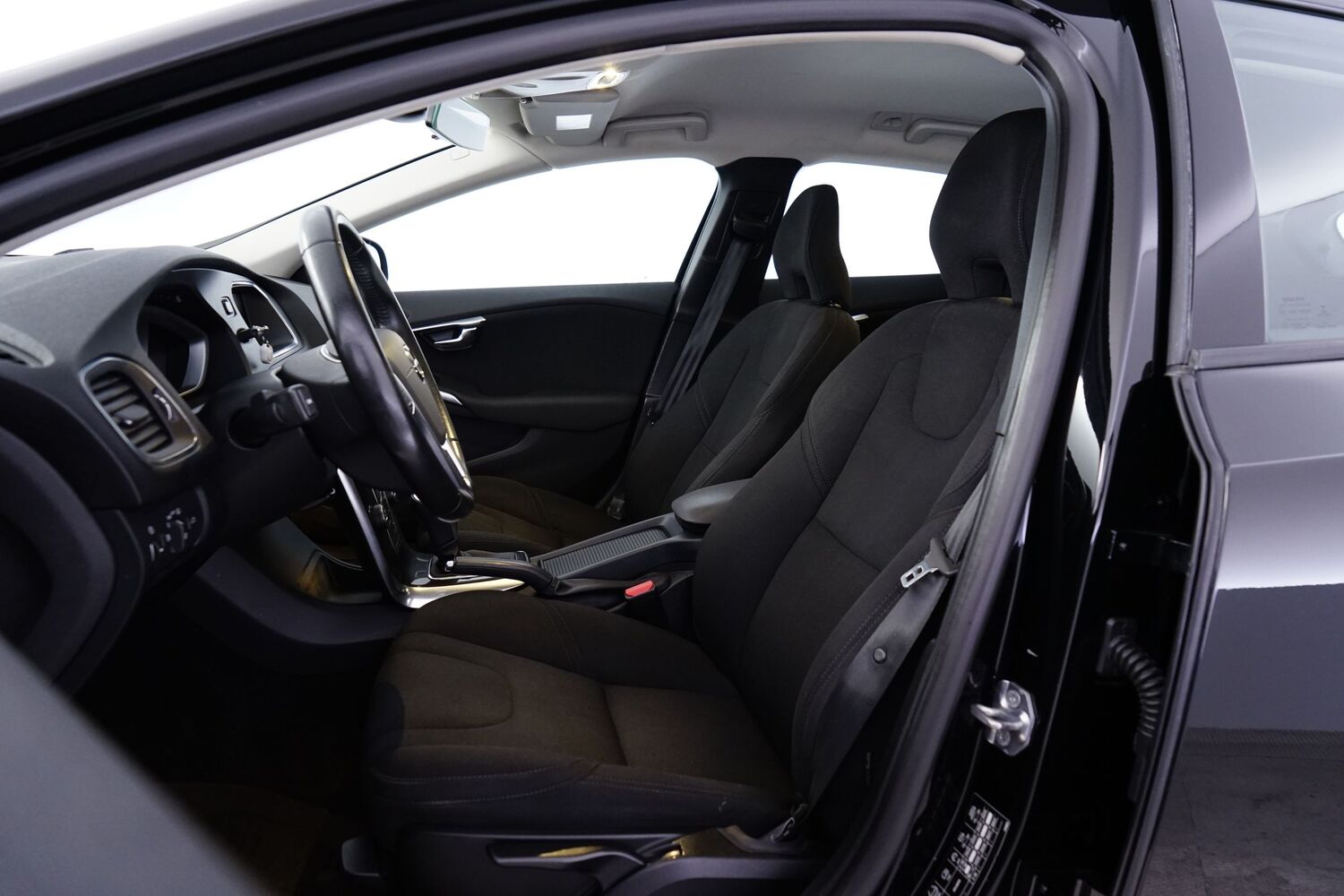 Volvo V40 Cross Country vaihtoauto