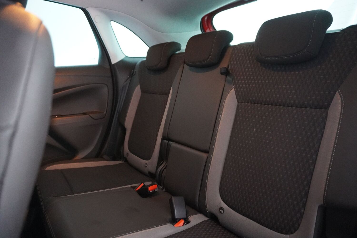 Opel Crossland X vaihtoauto