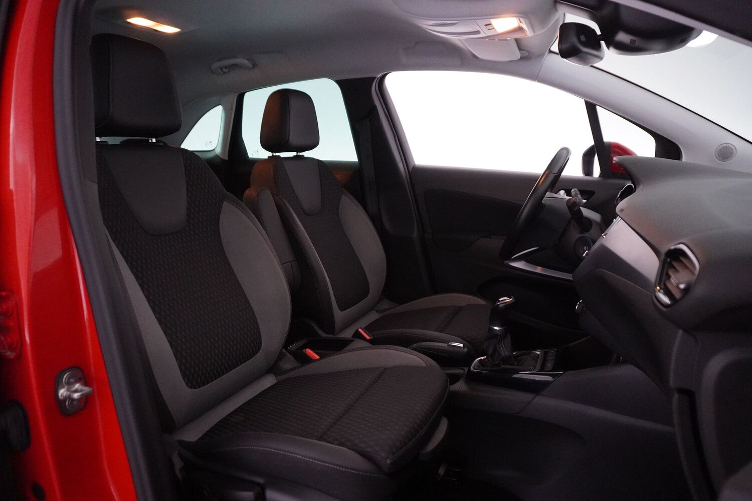 Opel Crossland X vaihtoauto