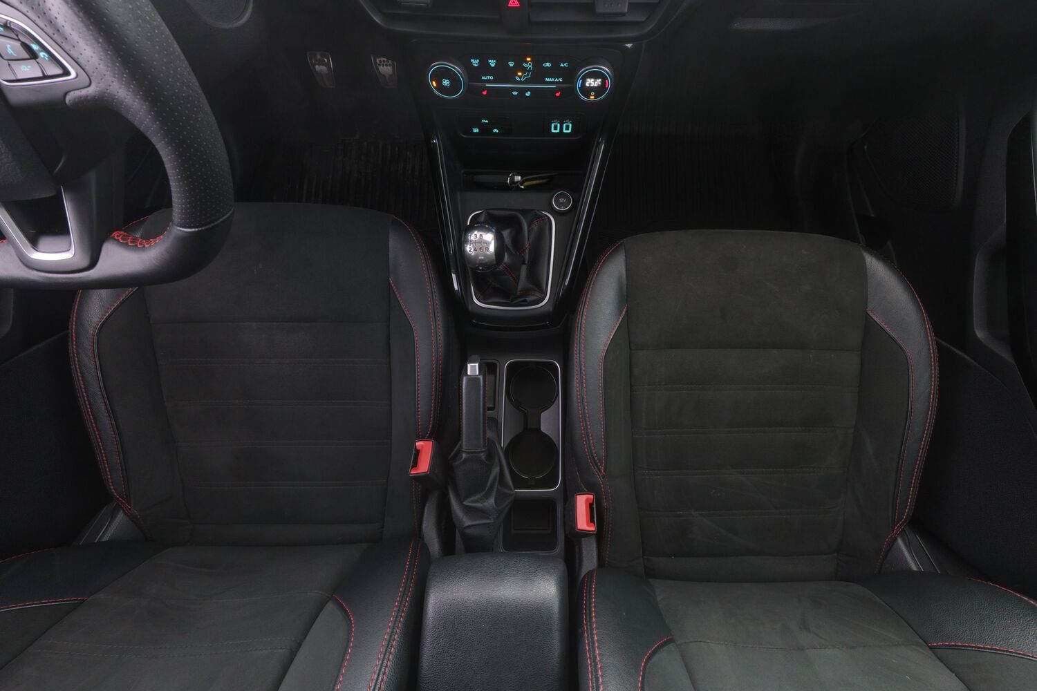 Ford Ecosport vaihtoauto