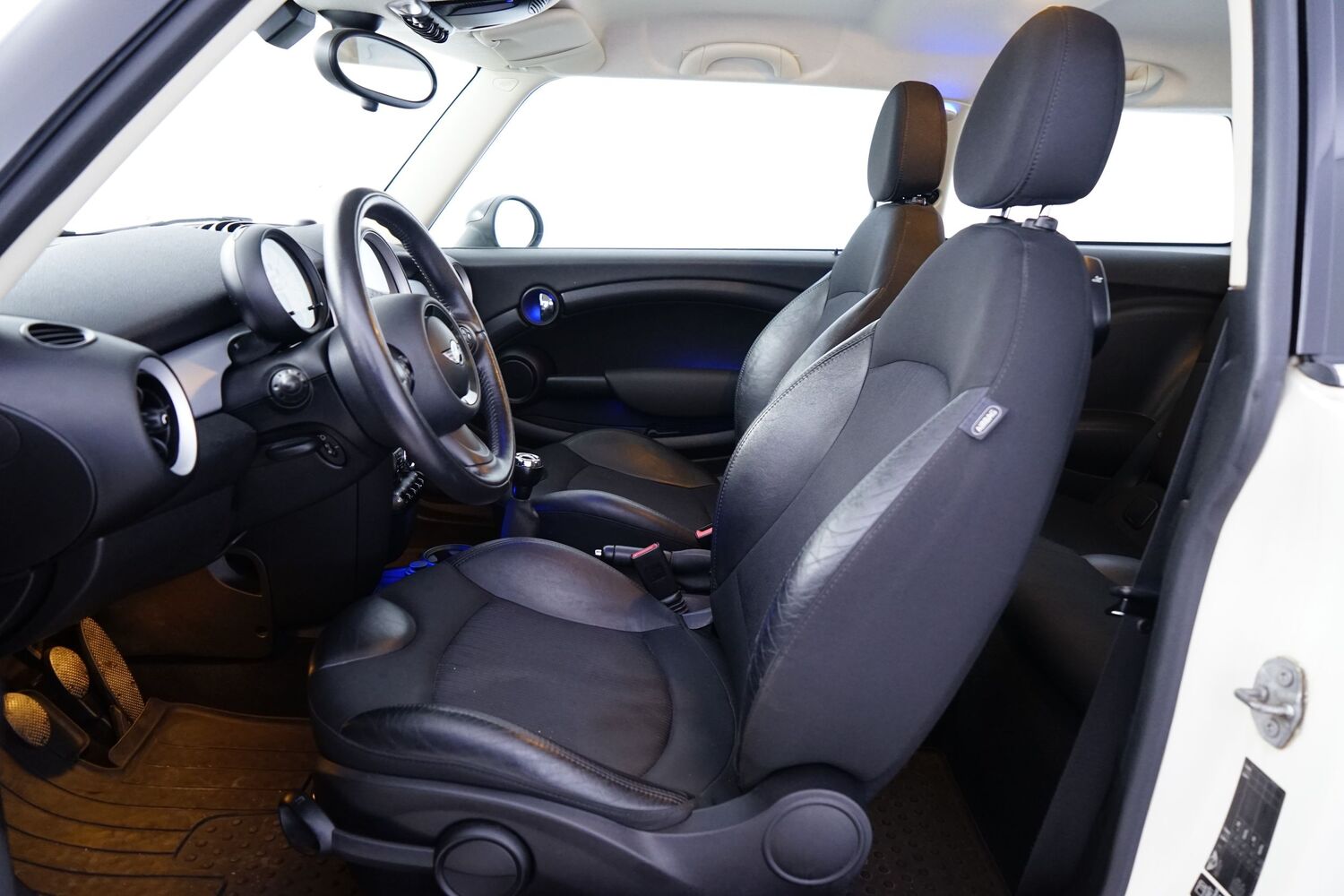 Mini Cooper vaihtoauto