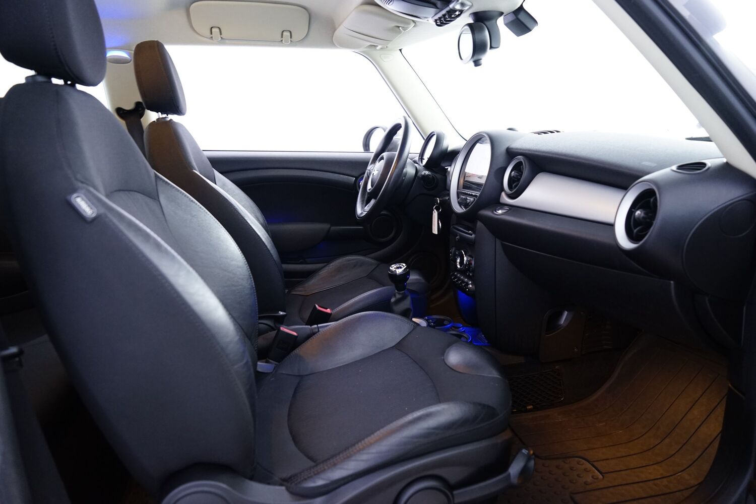Mini Cooper vaihtoauto