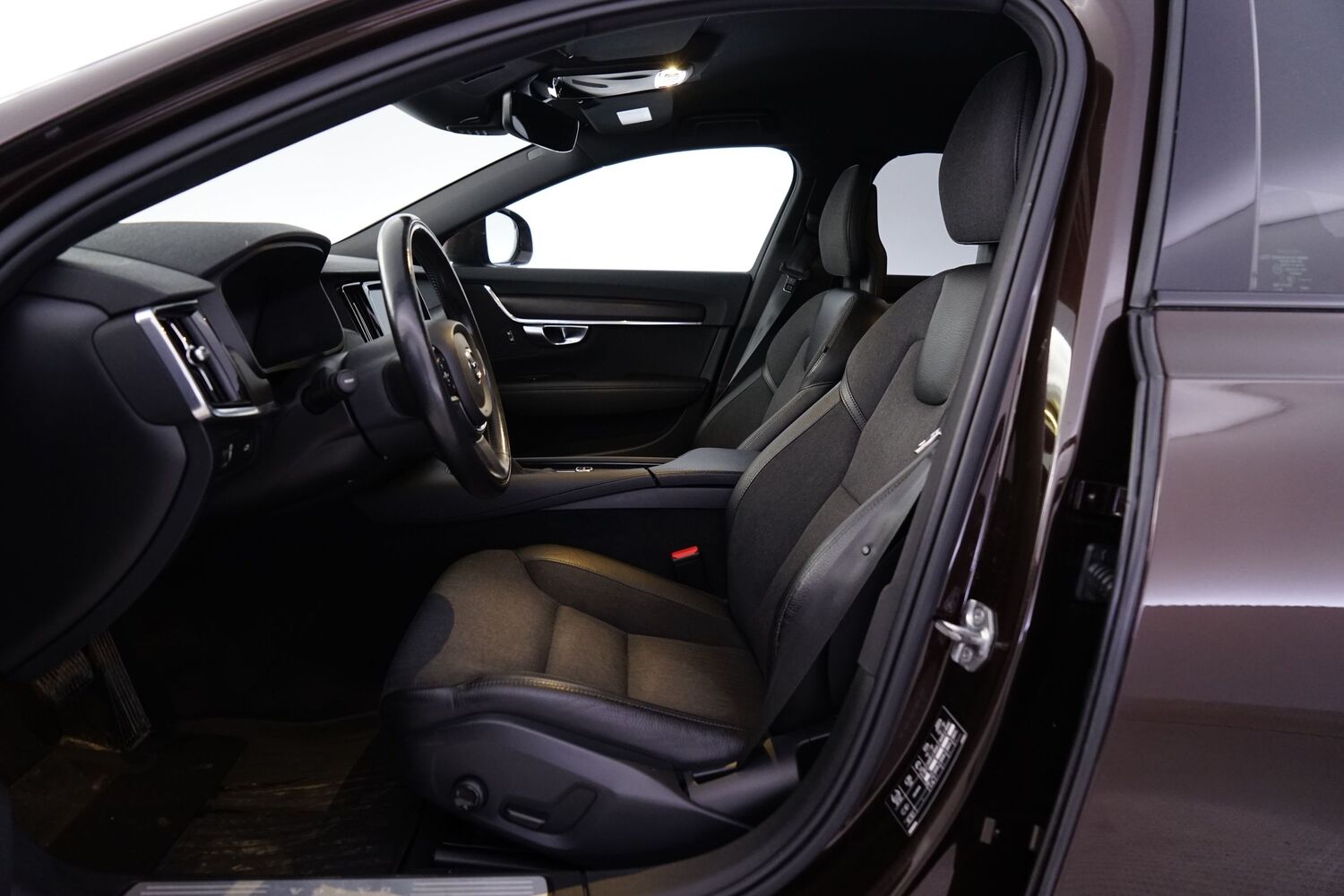 Volvo V90 Cross Country vaihtoauto