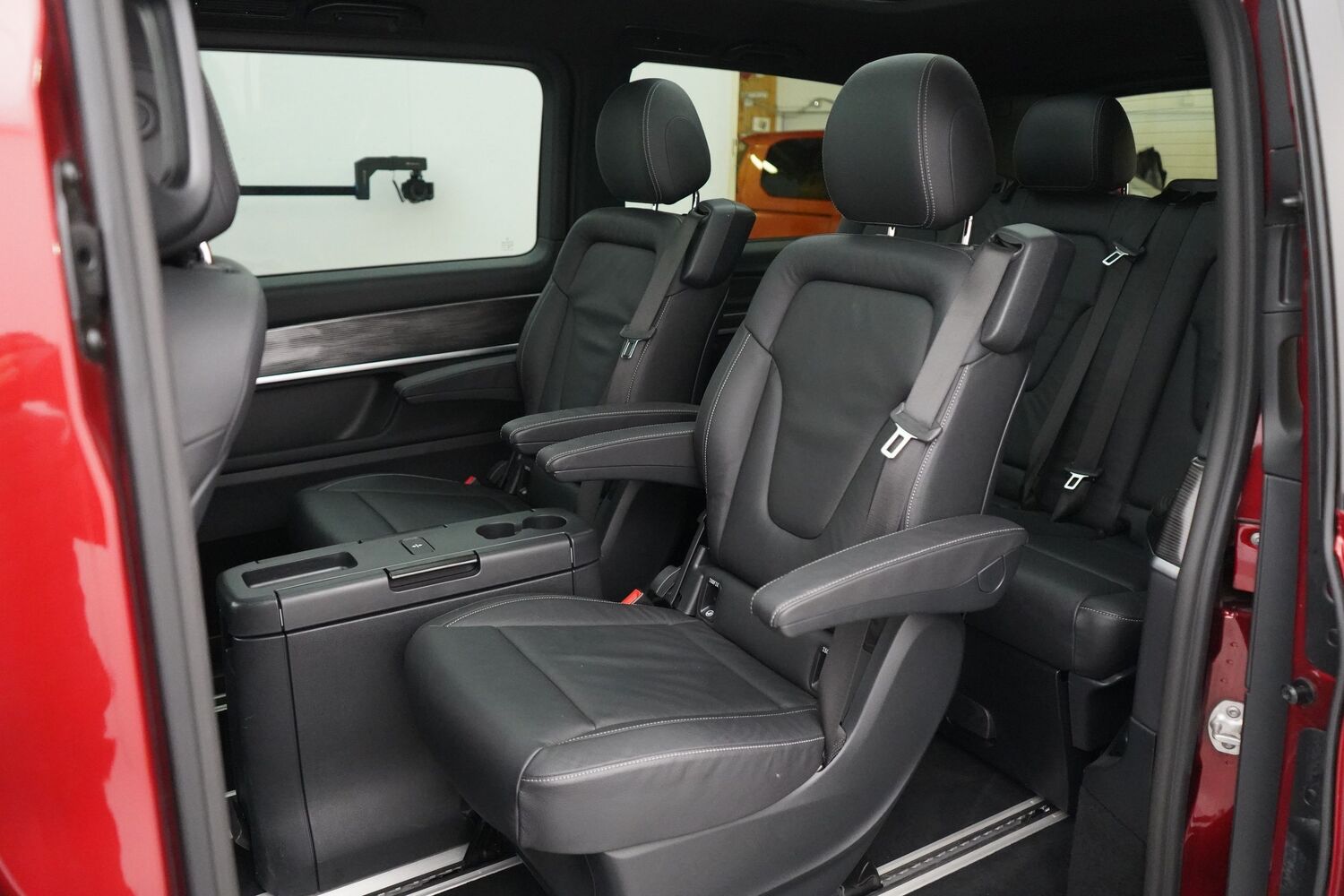 Mercedes-Benz EQV vaihtoauto