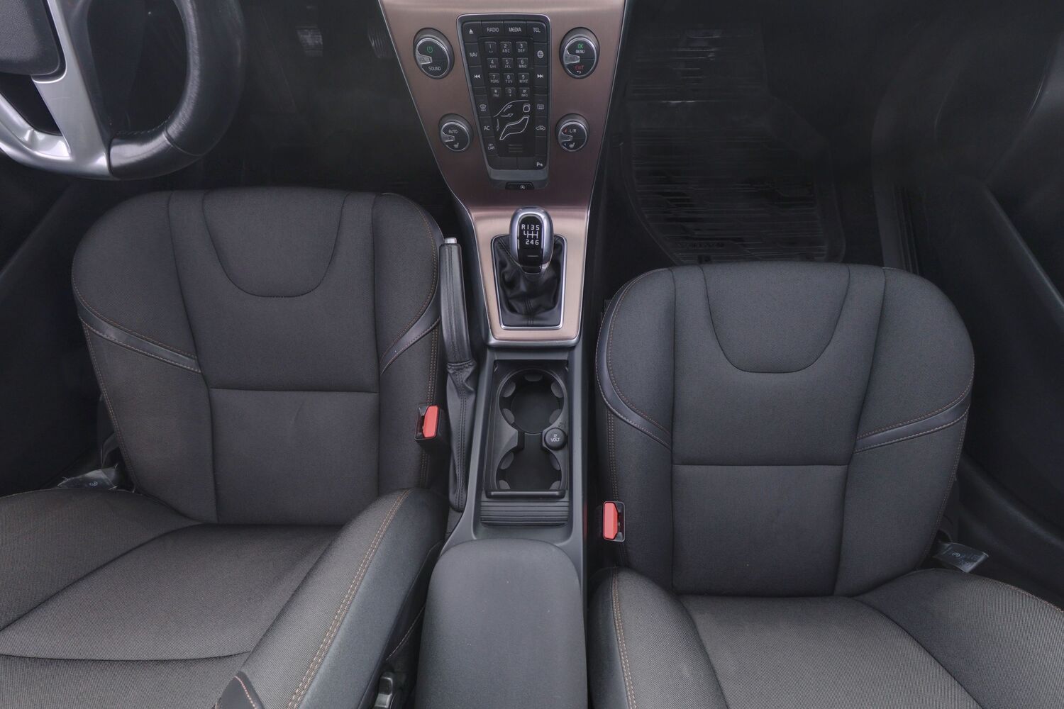 Volvo V40 Cross Country vaihtoauto