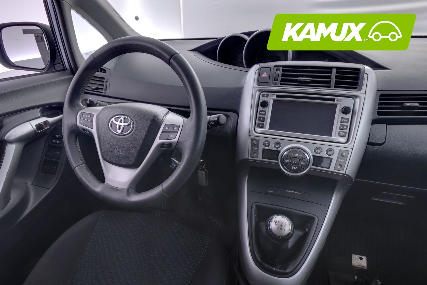 Toyota Verso vaihtoauto