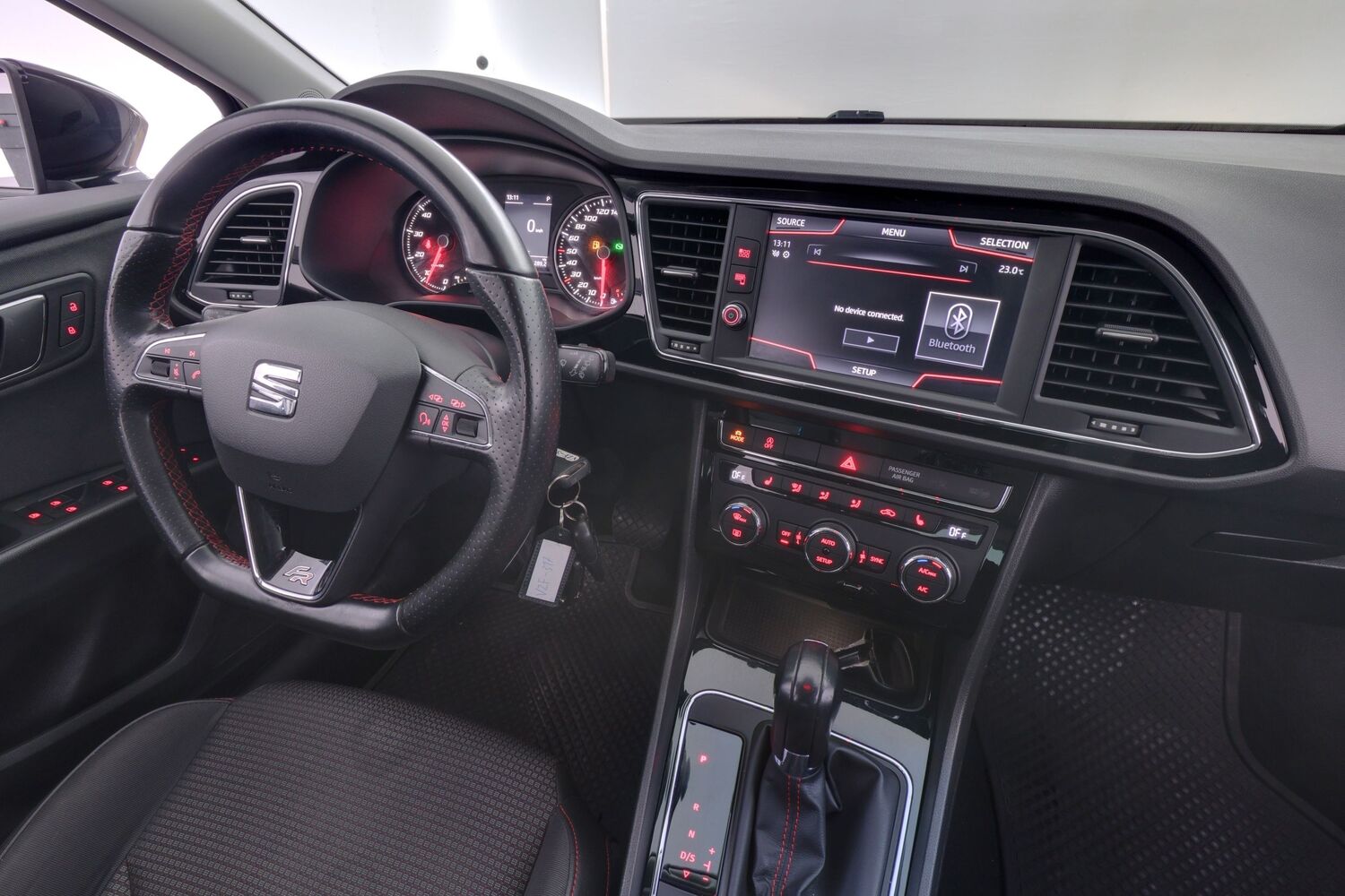 SEAT Leon vaihtoauto