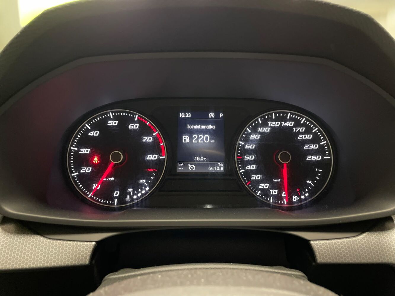 SEAT Leon Sportstourer vaihtoauto