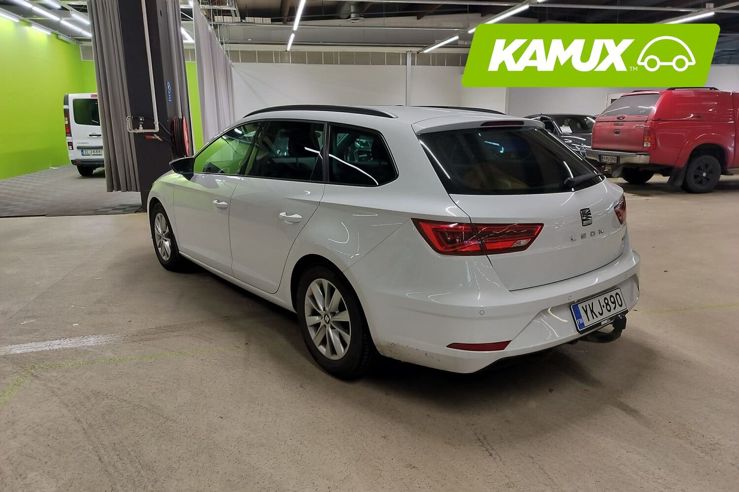 SEAT Leon Sportstourer vaihtoauto