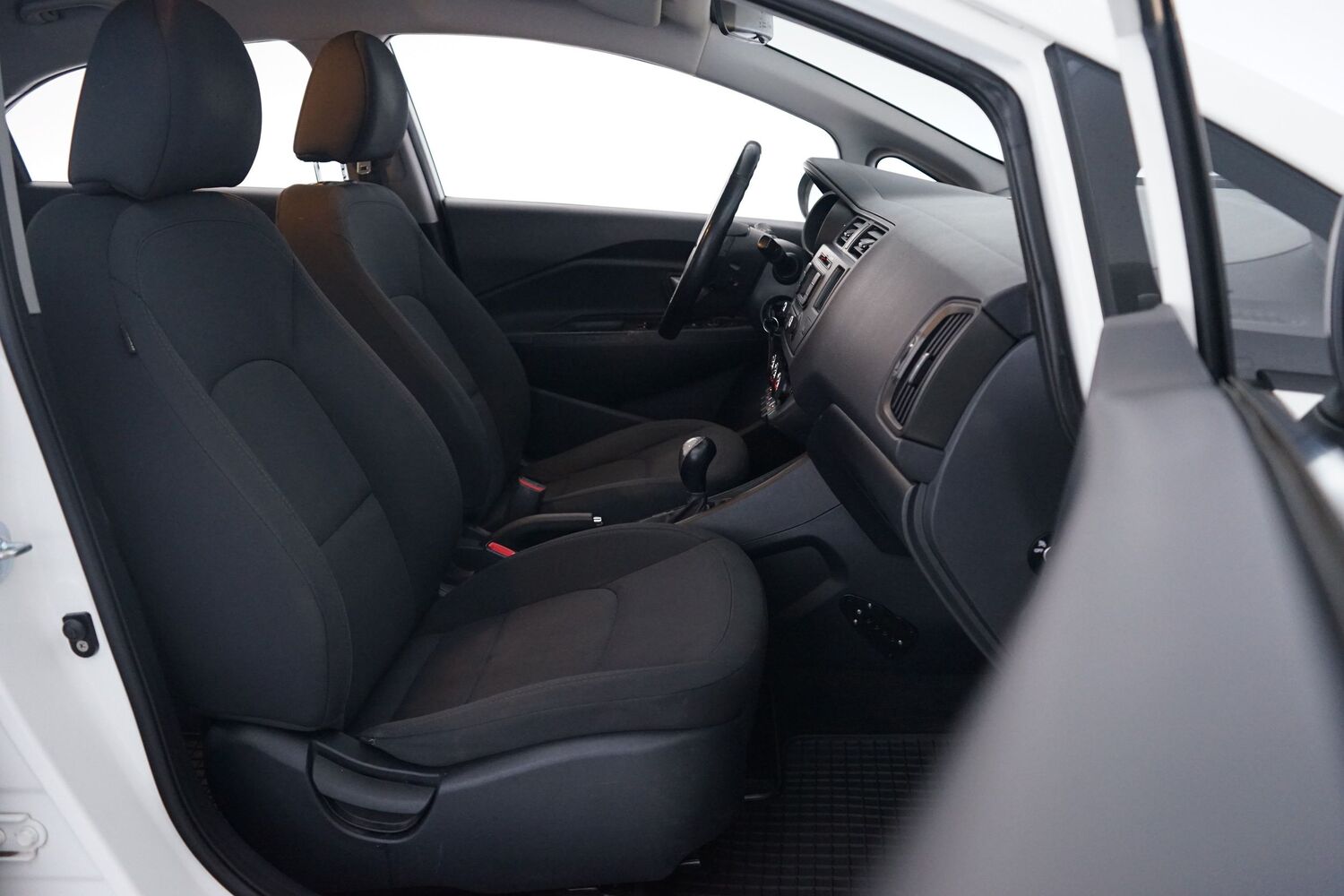 Kia Rio vaihtoauto