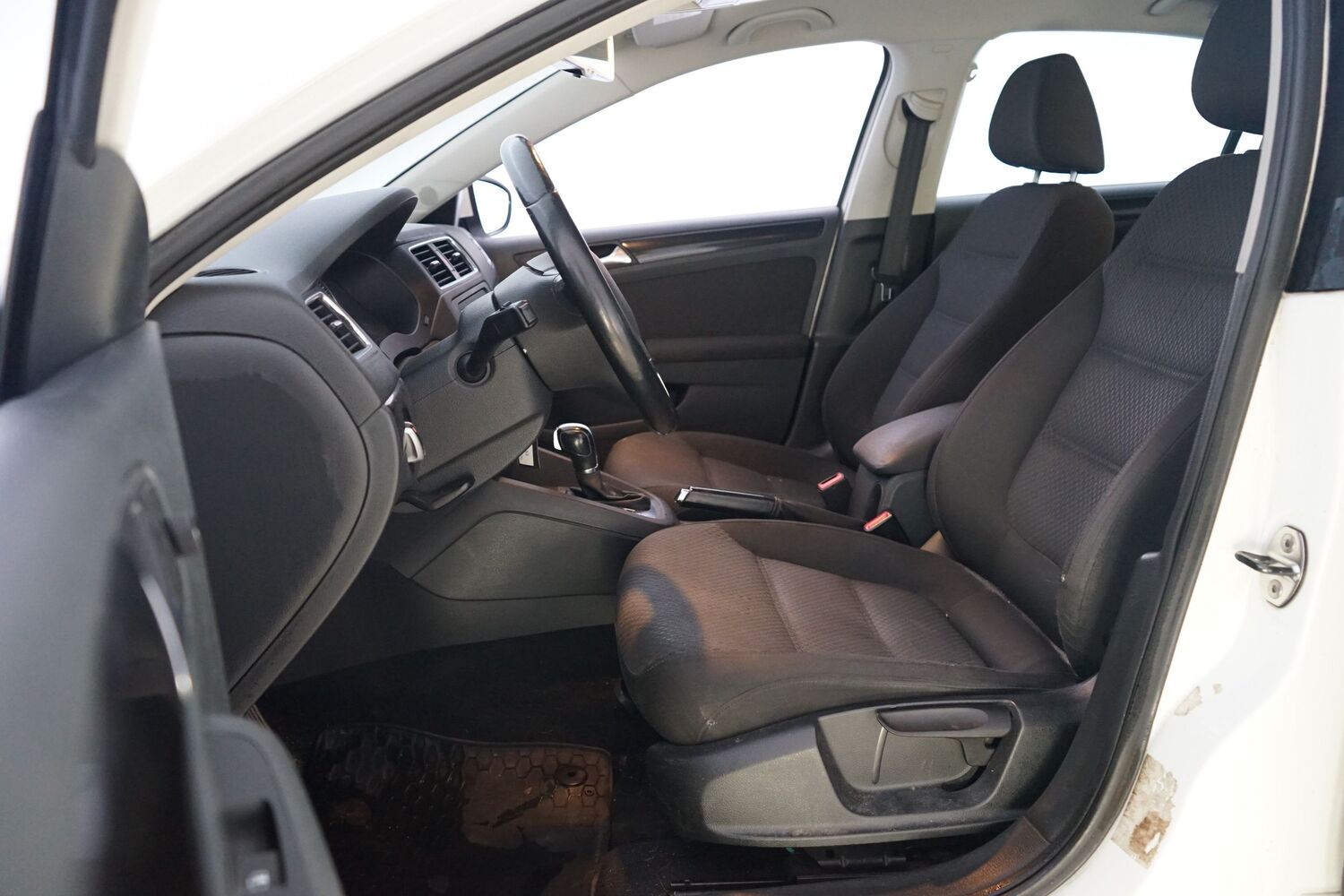 Volkswagen Jetta vaihtoauto
