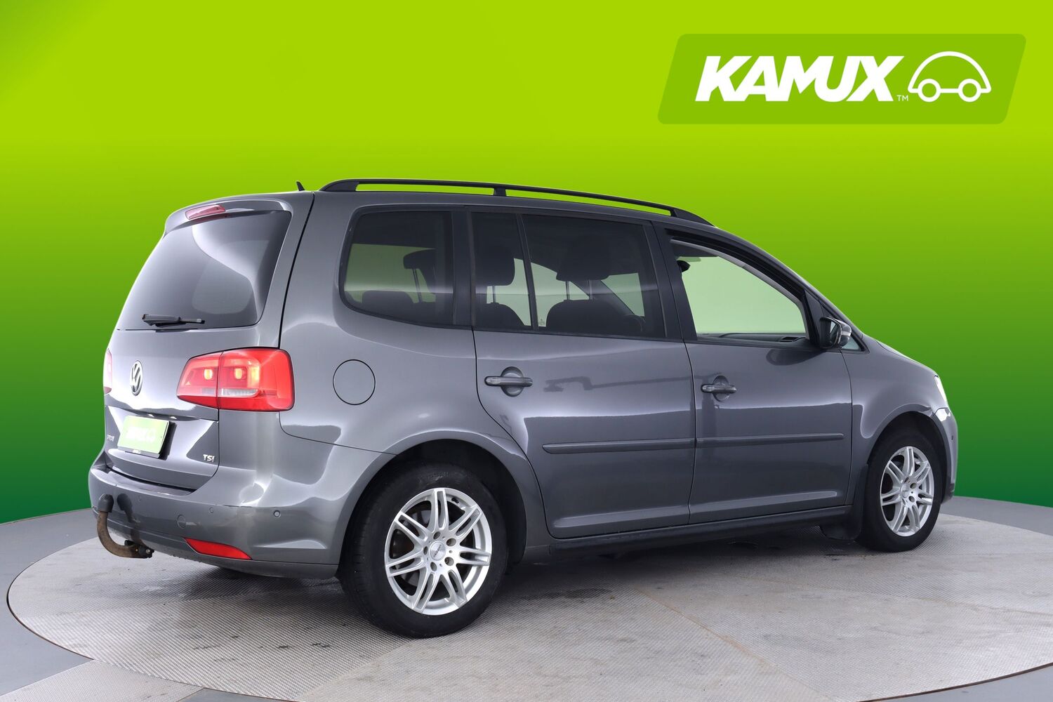 Volkswagen Touran vaihtoauto