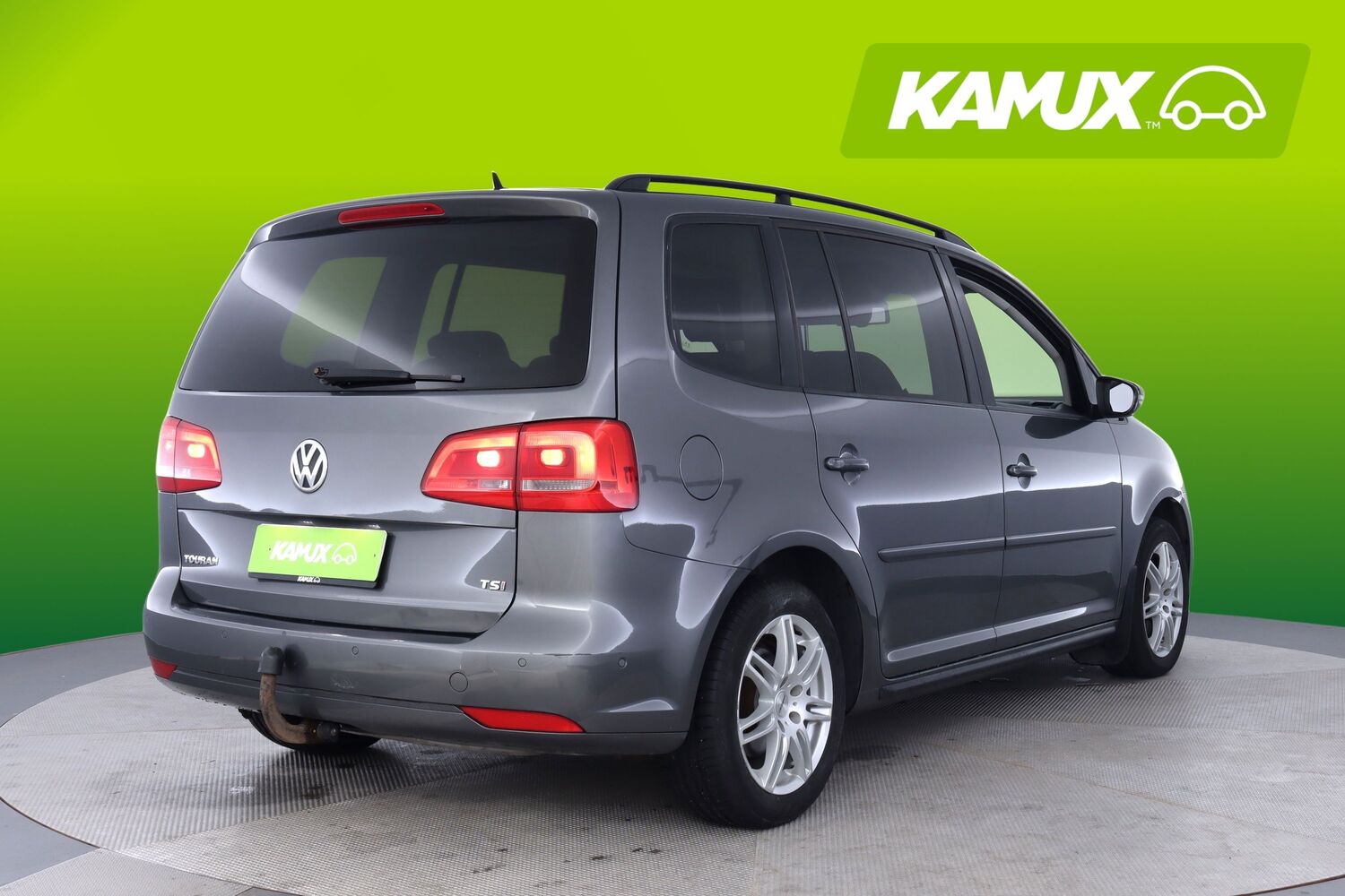 Volkswagen Touran vaihtoauto
