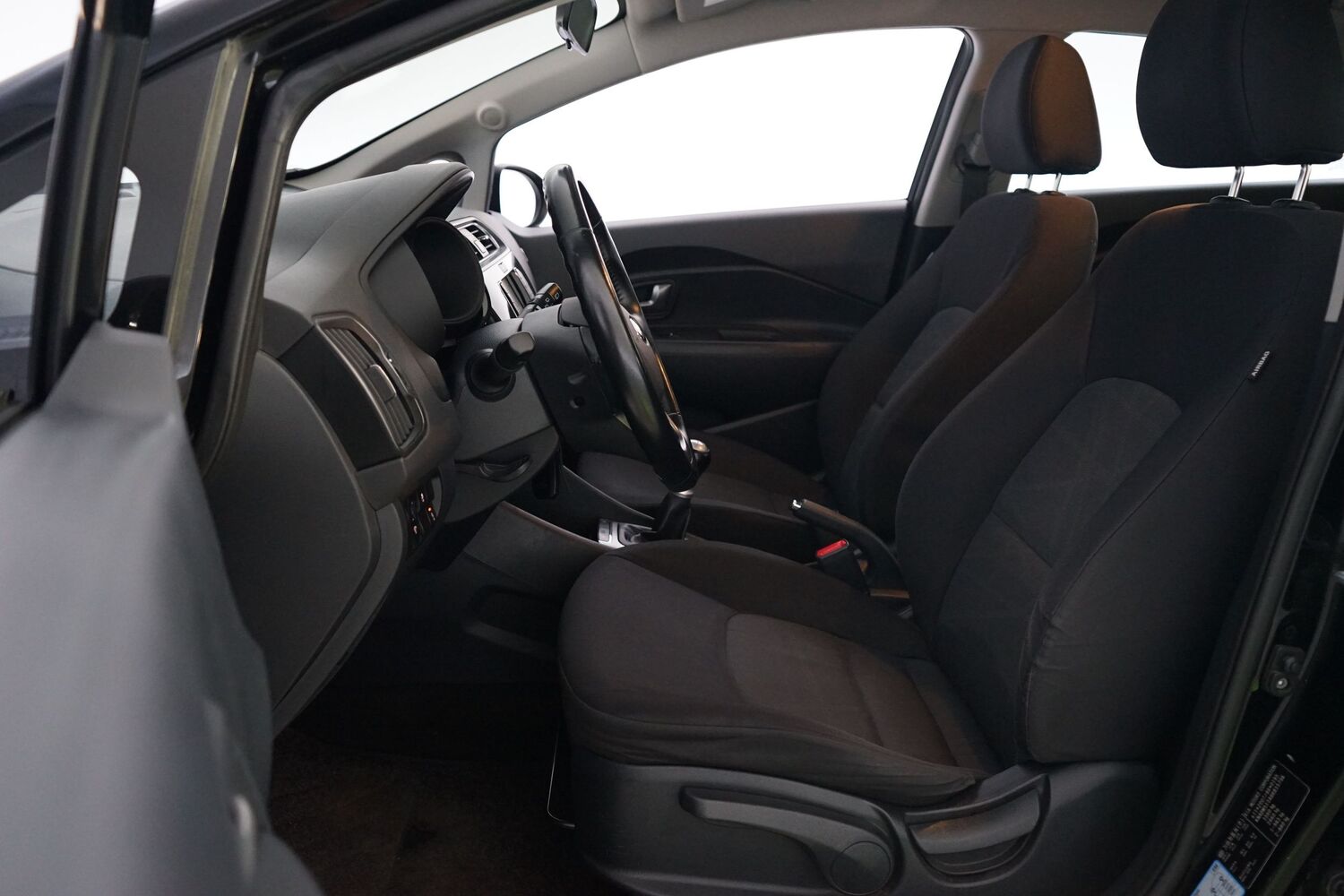 Kia Rio vaihtoauto