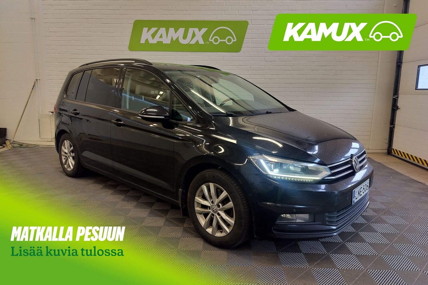 Volkswagen Touran vaihtoauto