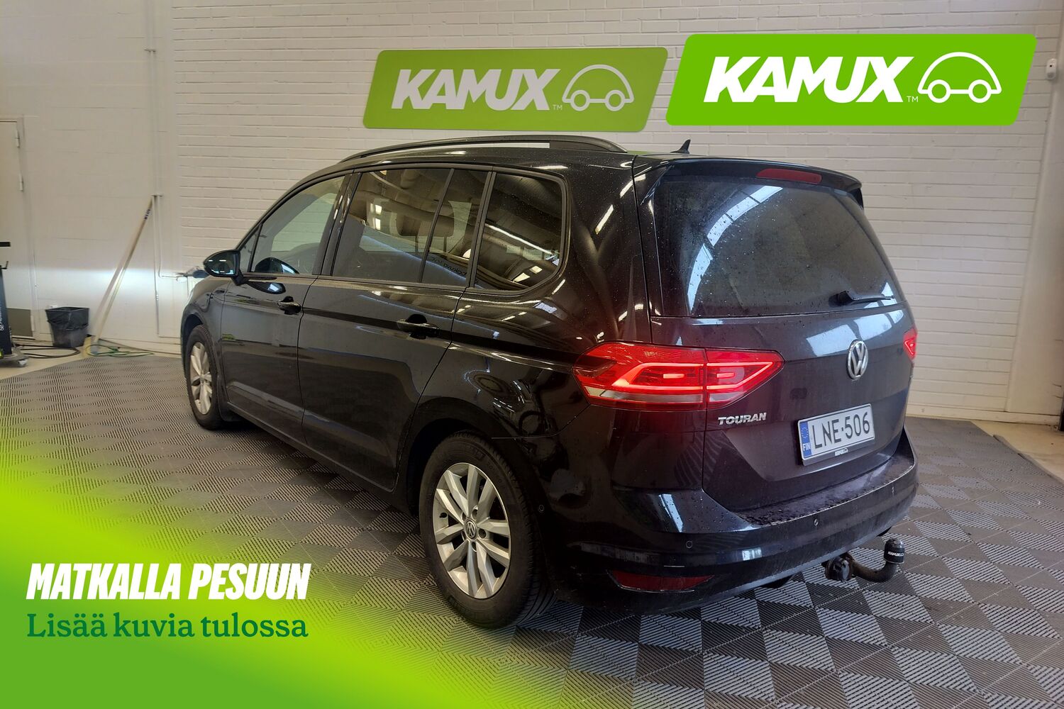 Volkswagen Touran vaihtoauto