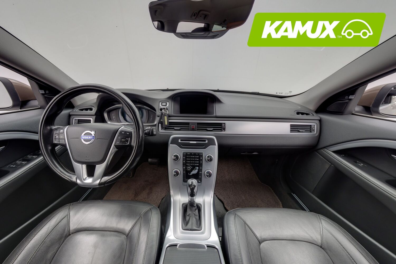 Volvo V70 vaihtoauto