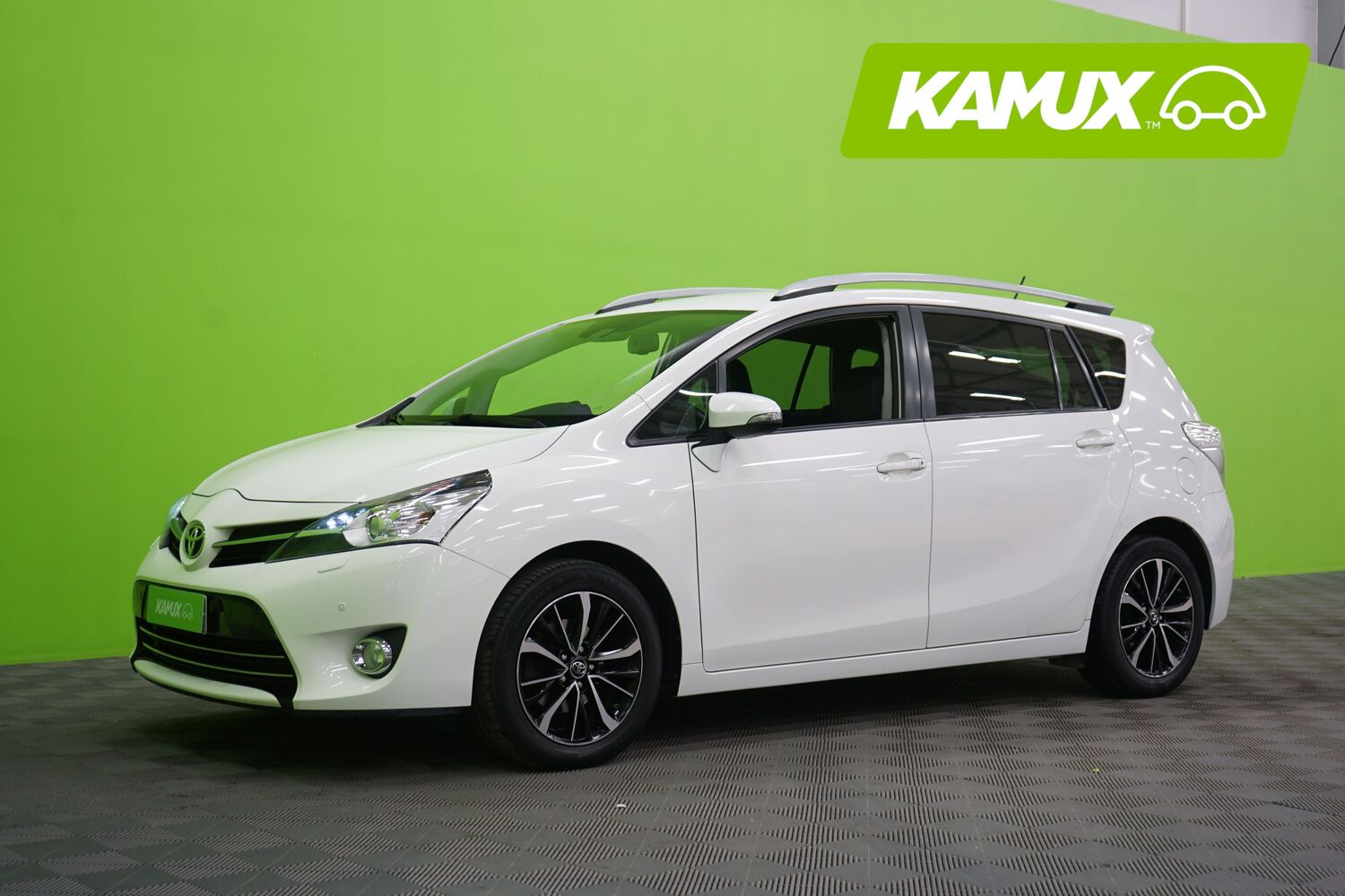 Toyota Verso vaihtoauto