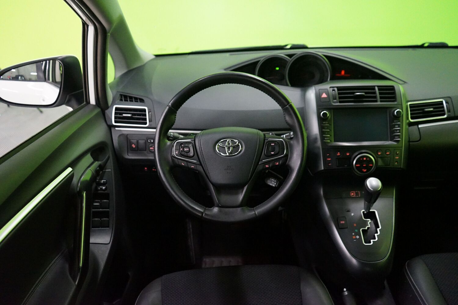 Toyota Verso vaihtoauto