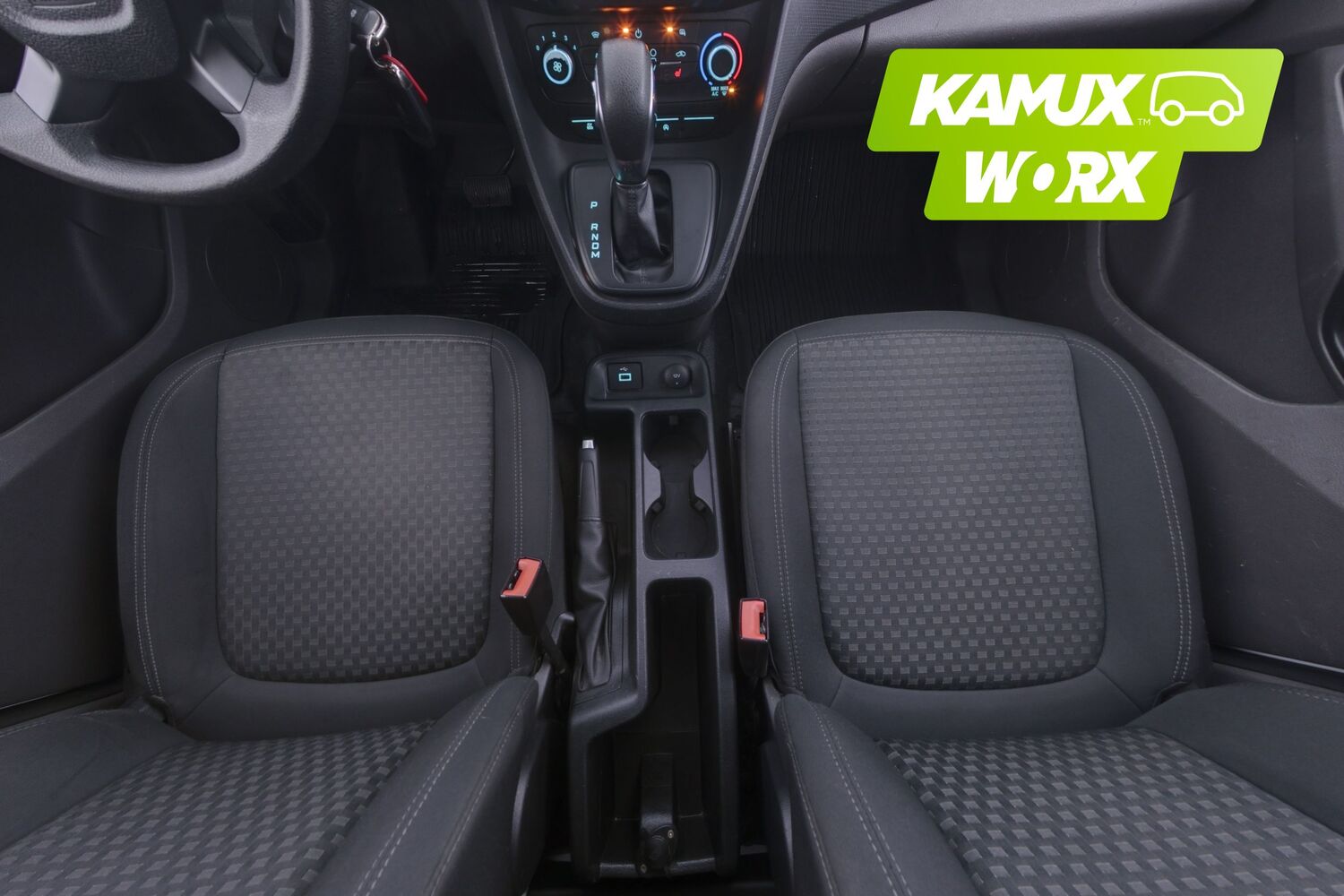 Ford Transit Connect vaihtoauto
