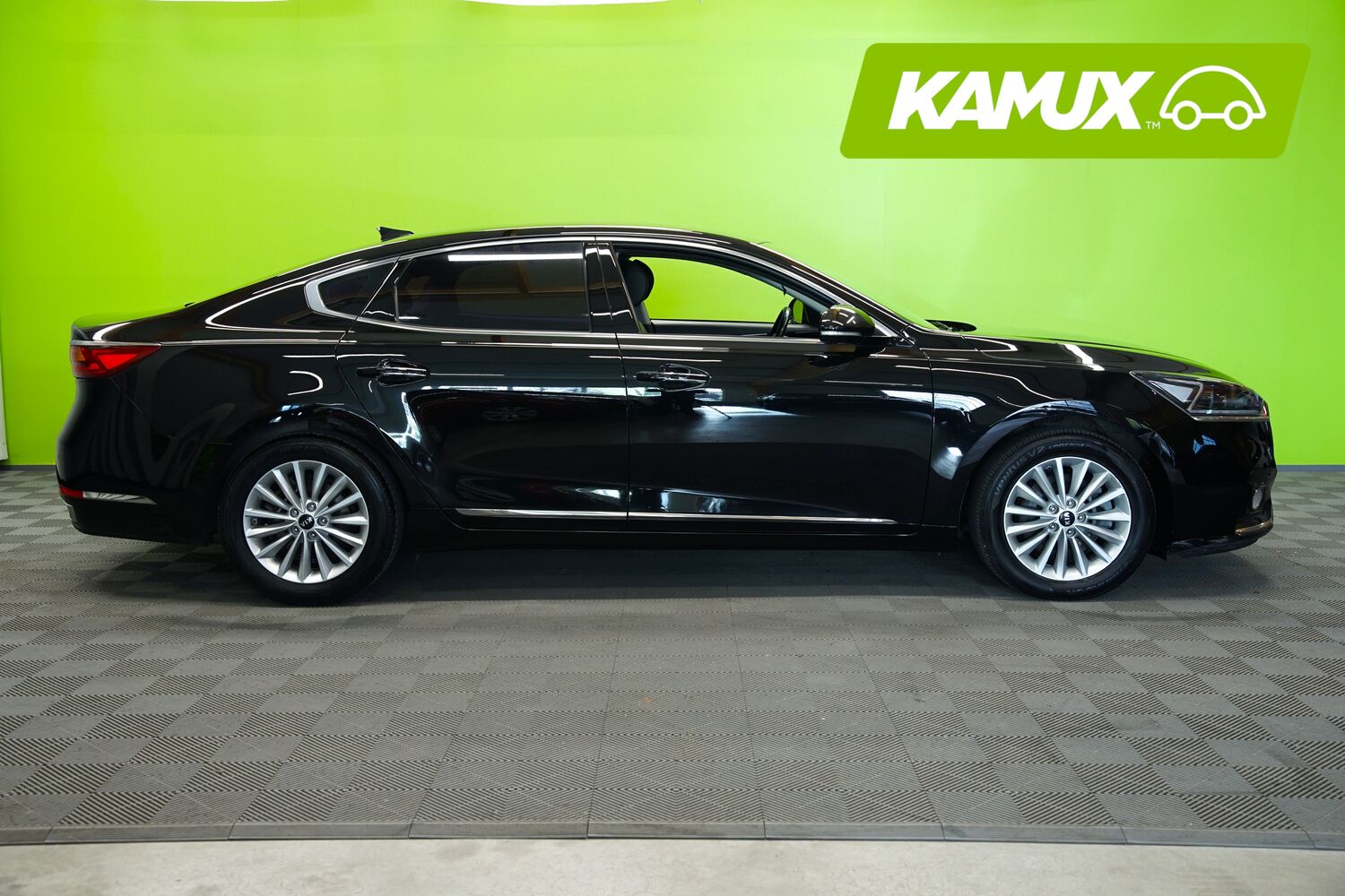 Kia K7 vaihtoauto