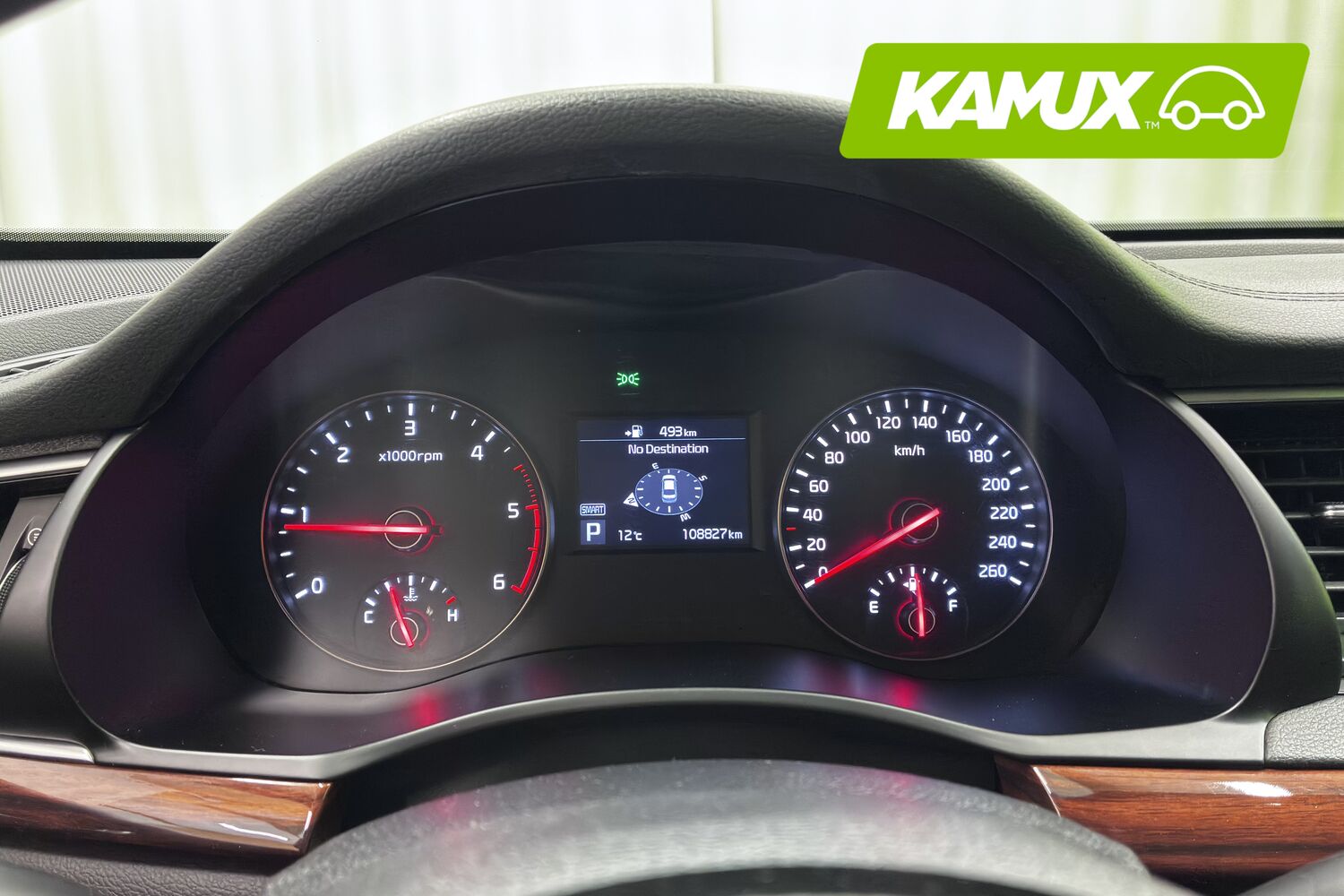 Kia K7 vaihtoauto
